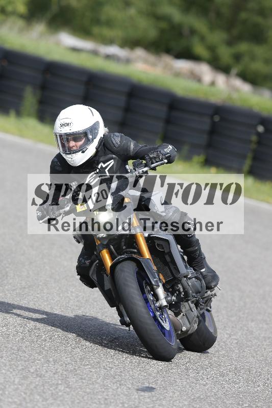 /53 16.09.2025 Track Day Domi Aegerter ADR/Gruppe gelb/120